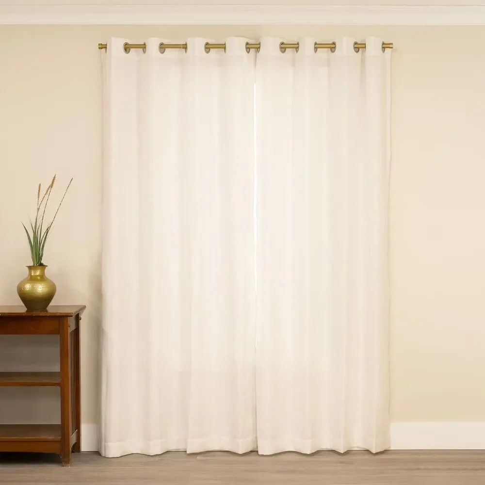 Better Homes & Gardens Adjustable Single Curtain Rod Finish is Plated Brass